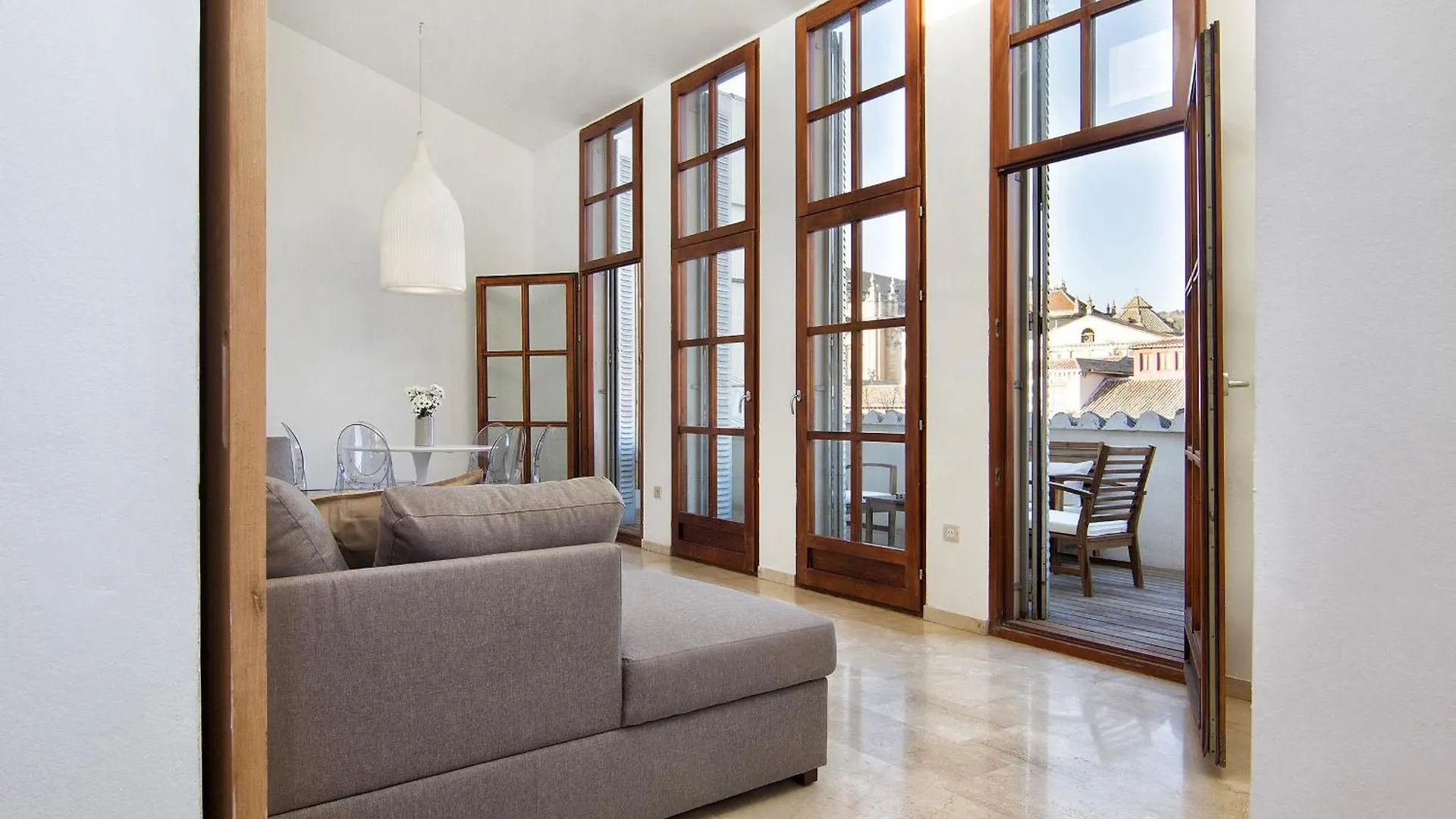 Bibrambla Penthouse Over Cathedral Apartment Granada Spain