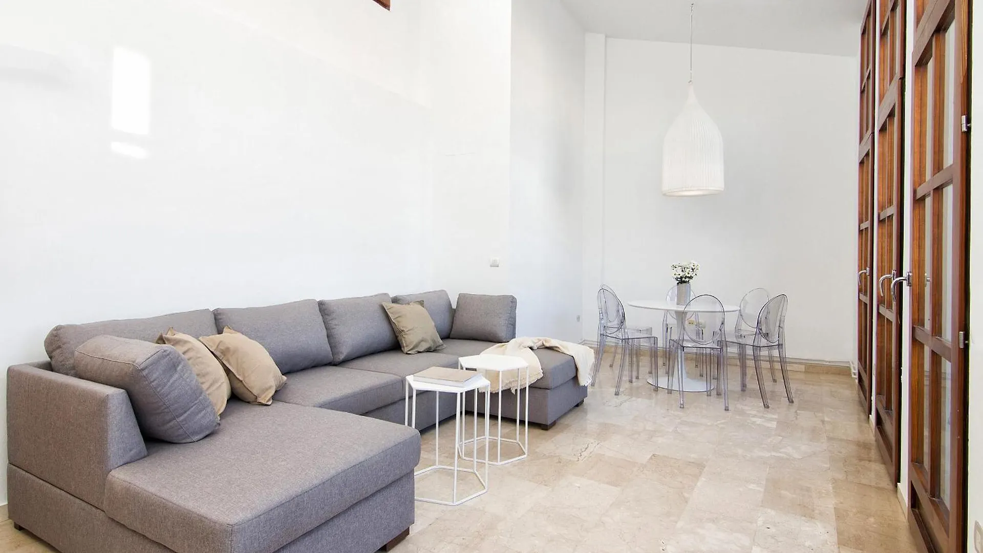 Bibrambla Penthouse Over Cathedral Apartment Granada