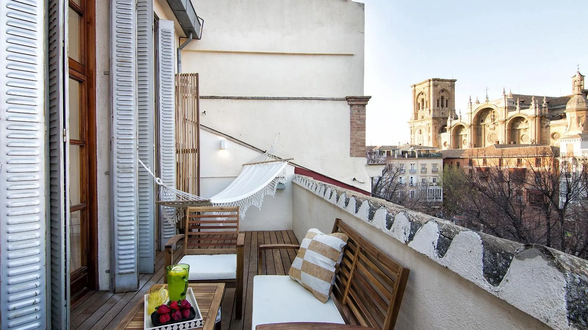 Bibrambla Penthouse Over Cathedral Apartment Granada