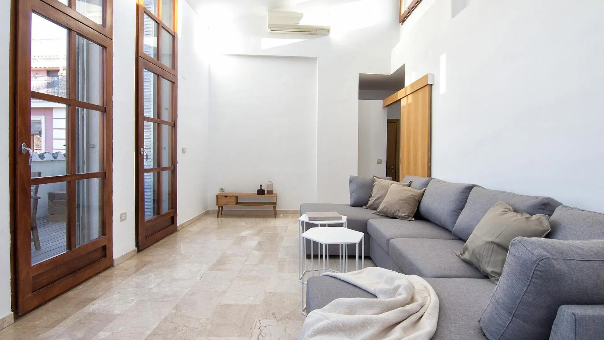 Bibrambla Penthouse Over Cathedral Apartment Granada